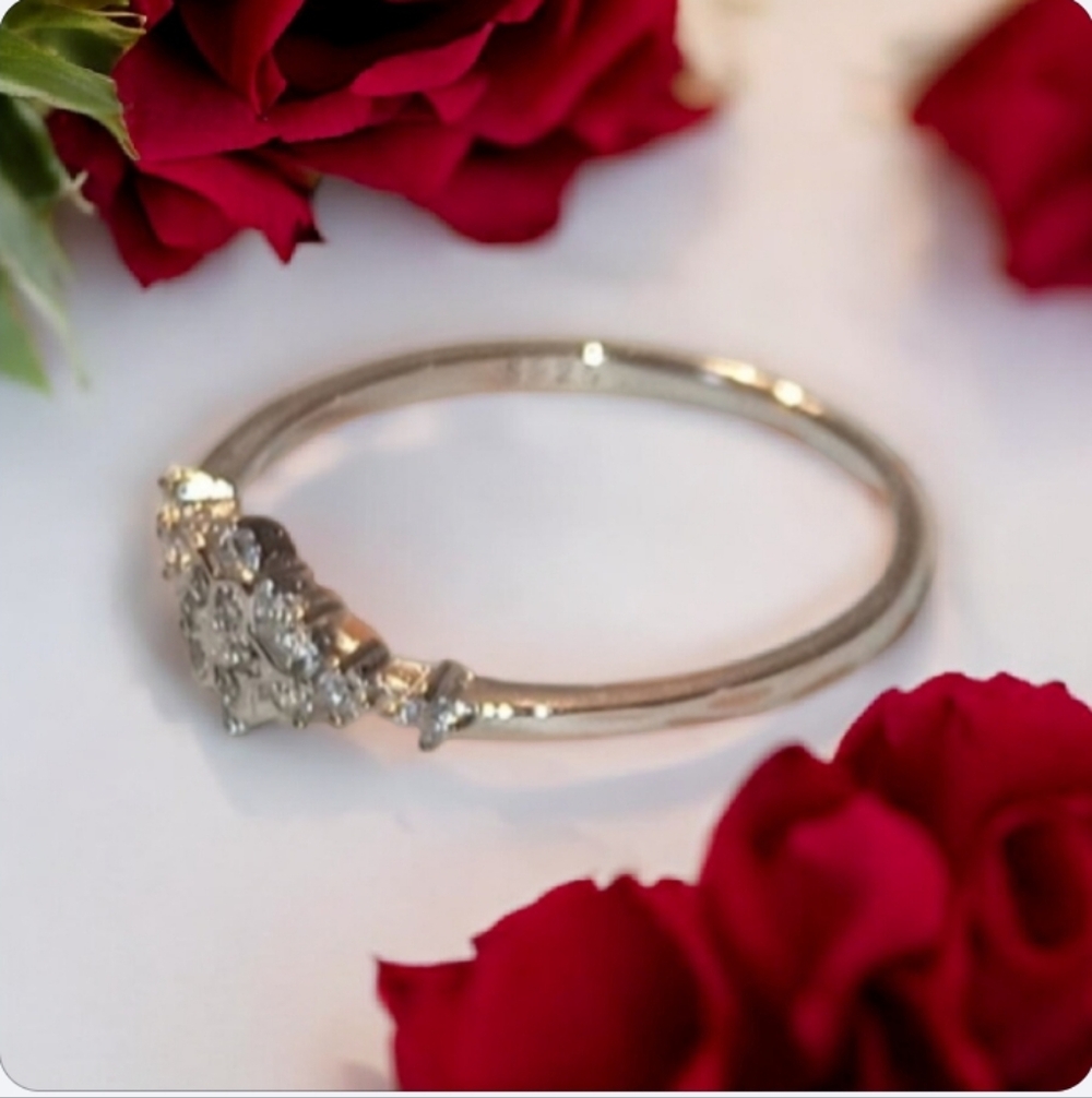 925 Sterling Silver Women's Ring - Picture 2 of 11